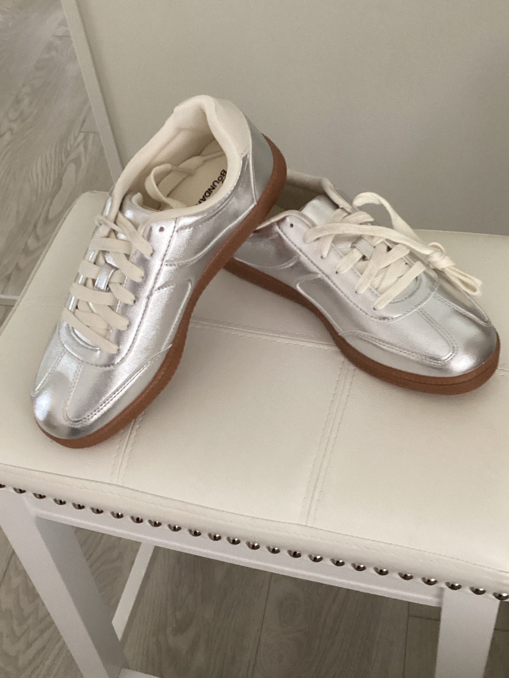 No Boundaries Metallic Silver Lace-Up Sneakers with Gum Sole